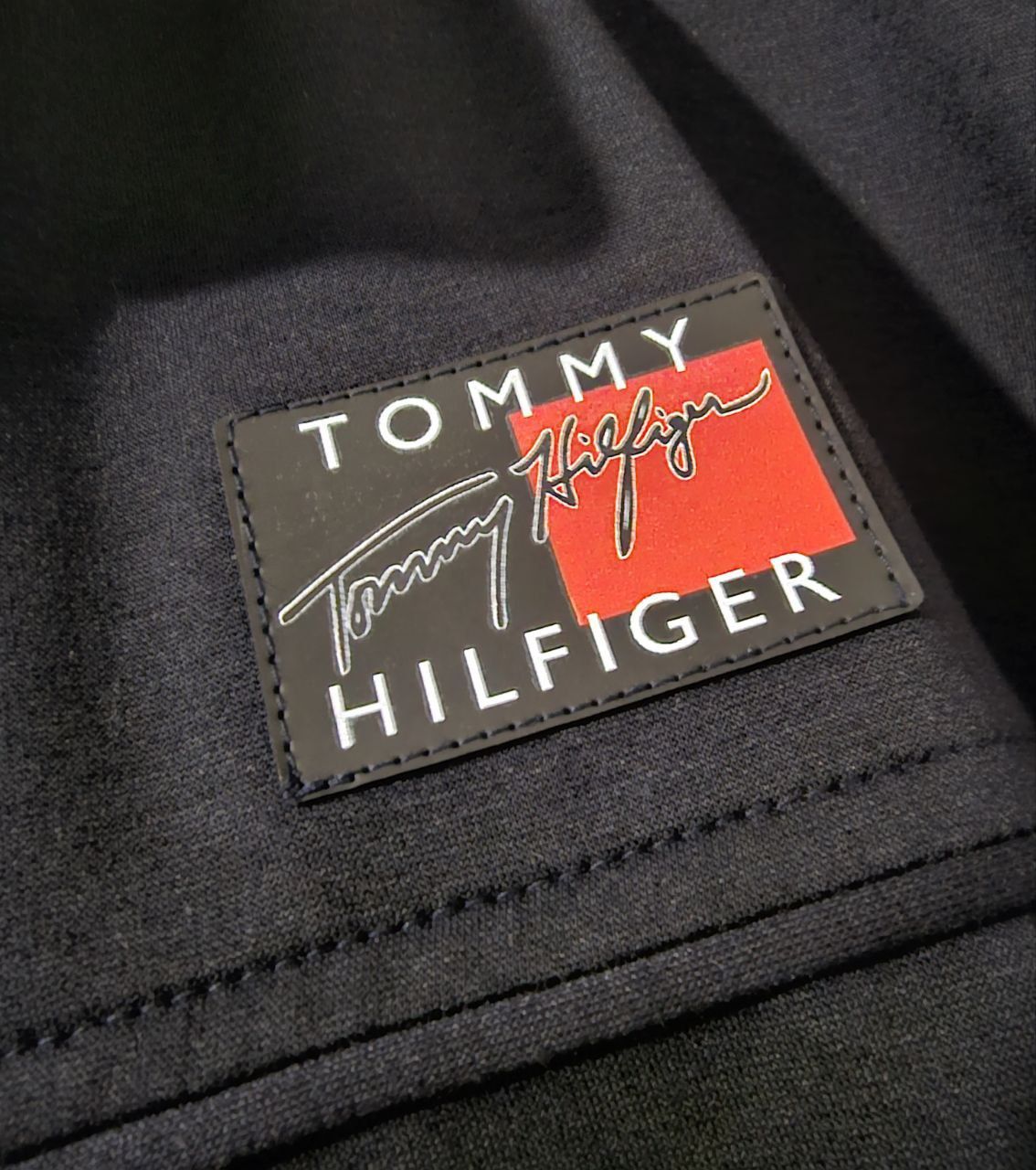 Чоловічий костюм "Тommy Hilfiger"