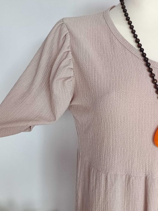 Beżowa sukienka gładka muślinowa baby doll bawełniana Mega Life 36 S
