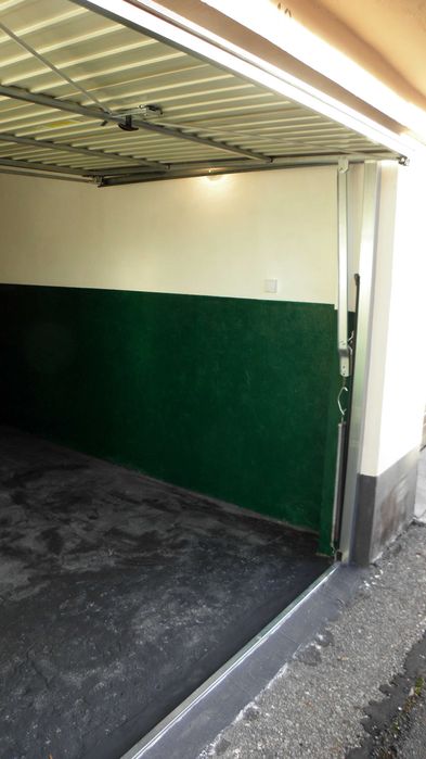 Garaż po remoncie, Aleje Jana Pawła II 15