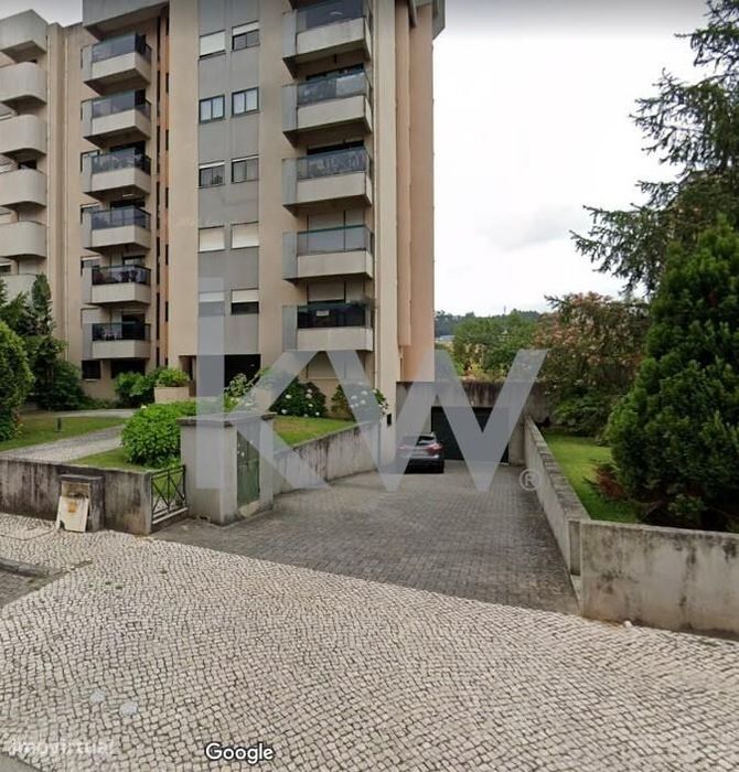 Garagem com 16 m2 Rua Paulo Quintela ,Santo António dos Olivais, Coimb