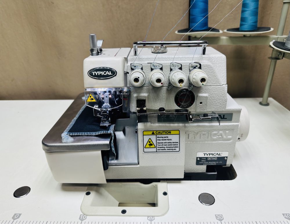 Продам швейная машина оверлок Typical 220 сервомотор швейное 4-нит