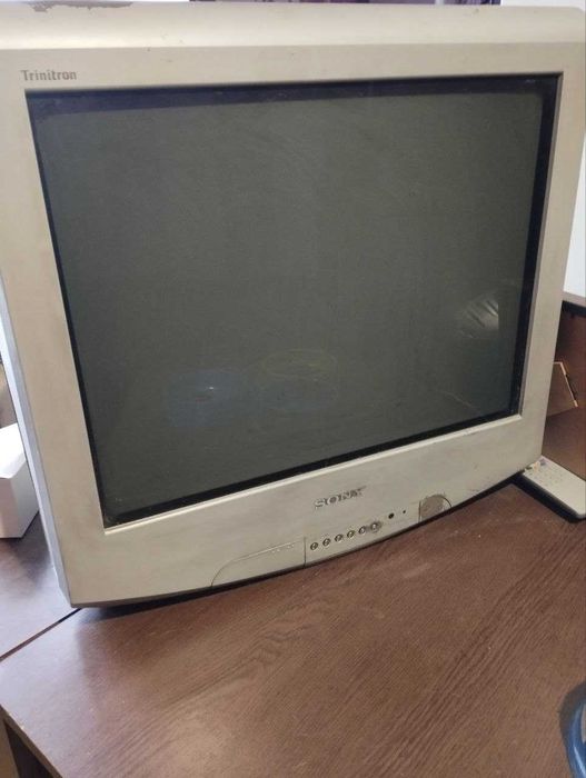 телевизор Віддам задарма