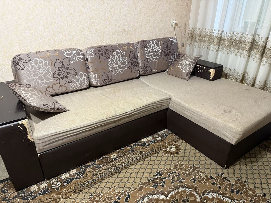 Диван кутовий розкладний