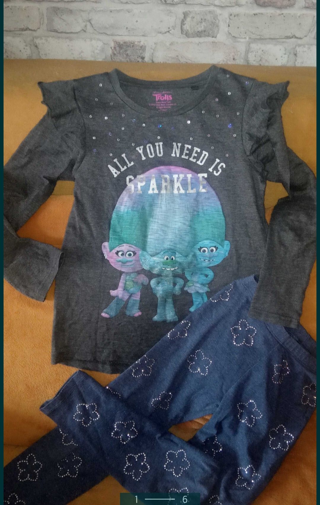 Zestaw Trolls bluzka plus leginsy 6-8lat
