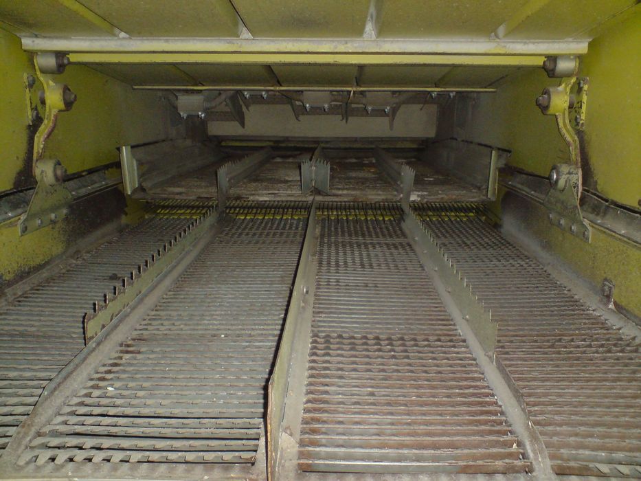 Claas Dominator 88s + stół do rzepaku