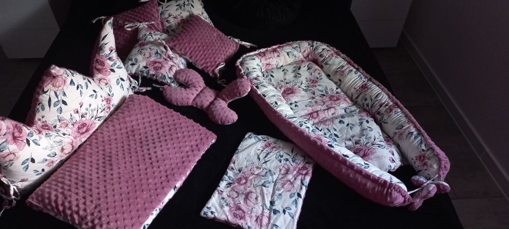 Komplet 9 części do łóżeczka