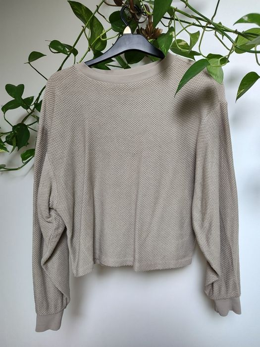 Bluza beżowa z plamką