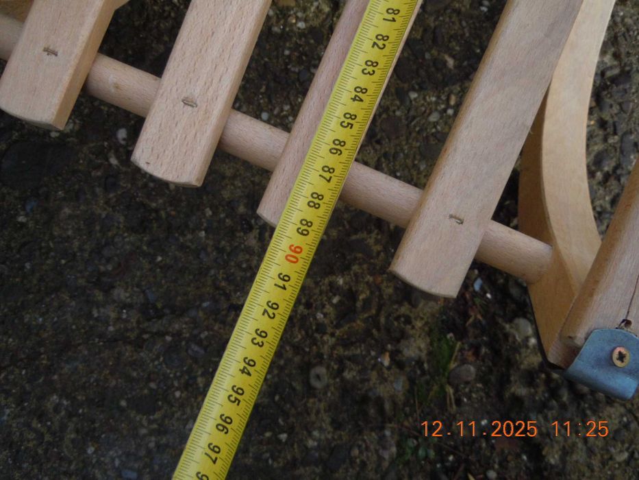 sanki drewniane dla dziecka opieradło i uchwyt do prowadzenia jak nowe