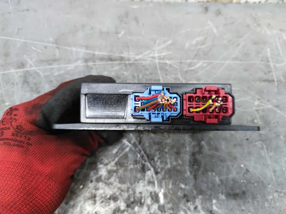 Volkswagen VW Passat B5 Moduł Sterownik Komfortu