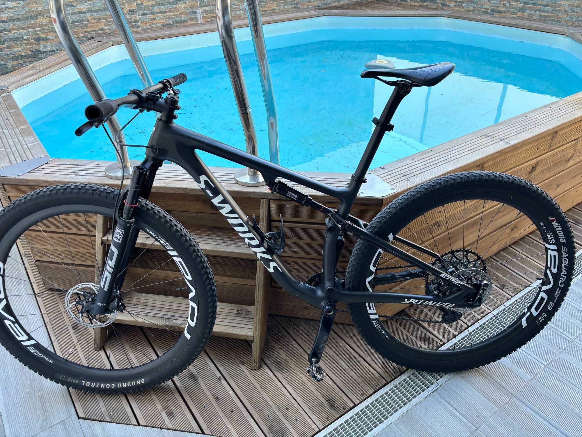 Specialized EPIC S-WORKS 2023 AXS c/Power Meter - Aceito Trocas