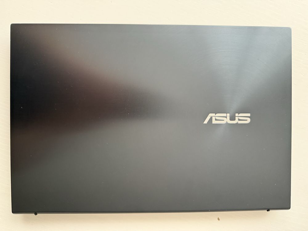 Laptop do gier Asus ZenBook Pro 15 UX535 i5-10gen 16GB 1TB SSD 4K OLED