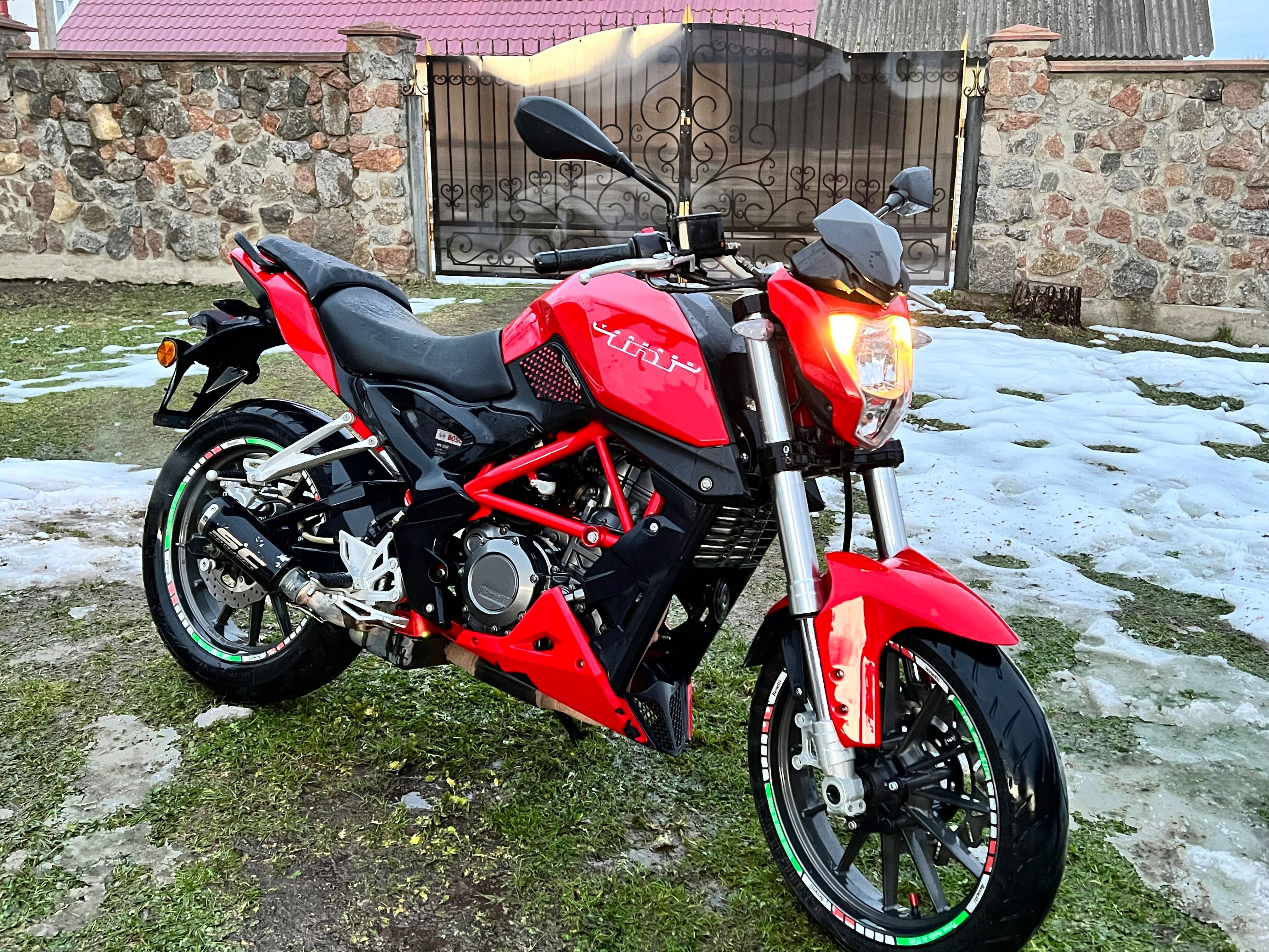 Мотоцикл Benelli tnt 250