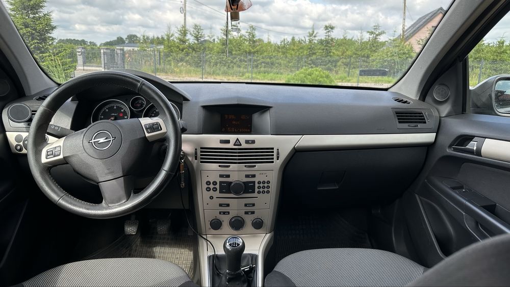 Opel Astra H 1.7