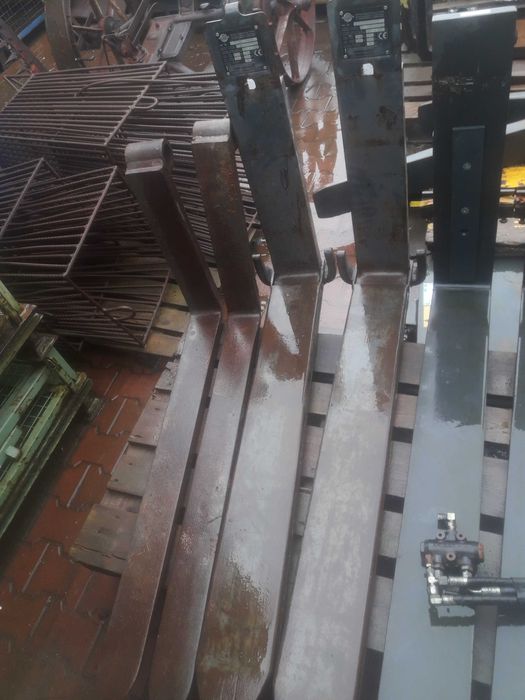 widły teleskopowe hydrauliczne do widlaka sztaplarki widłowego