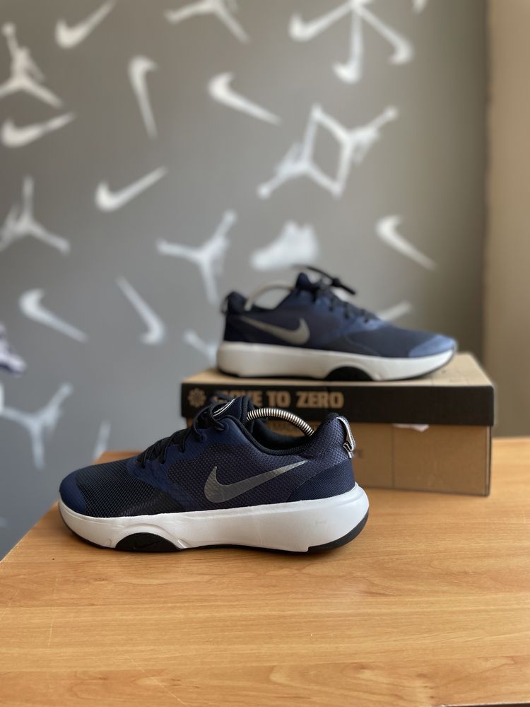 Оригінал кросівки Nike City Rep Air розмір:45-29 см