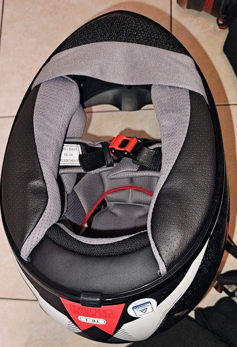 Kask integralny HJC TR-1 roz S 55-56