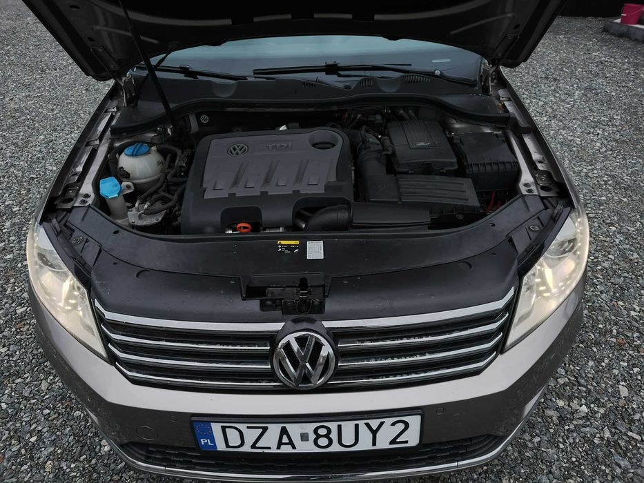 VW passat B7 R-line 2013r  2.0TDI  140km