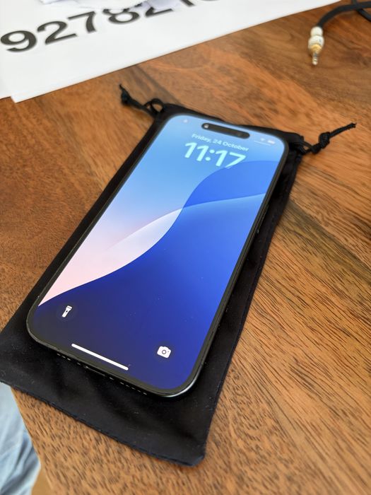 iPhone 15 pro 256 gb