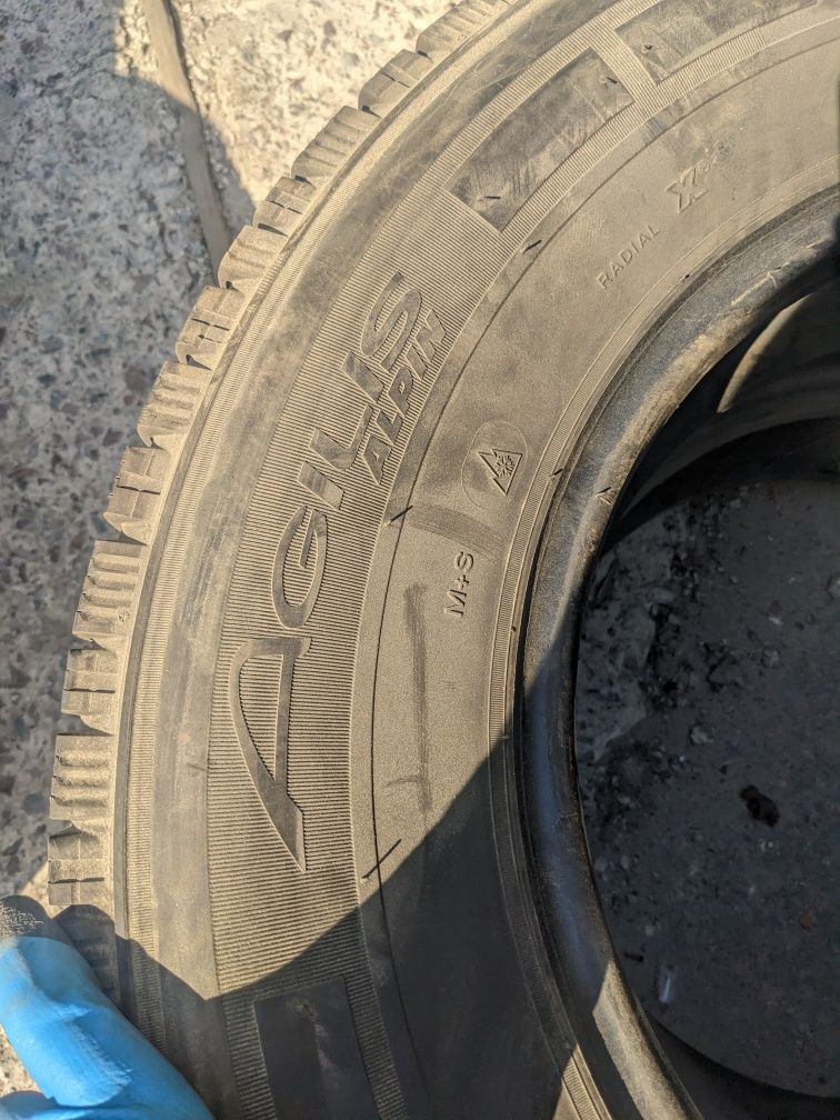 225/75R16C Michelin 2022рік