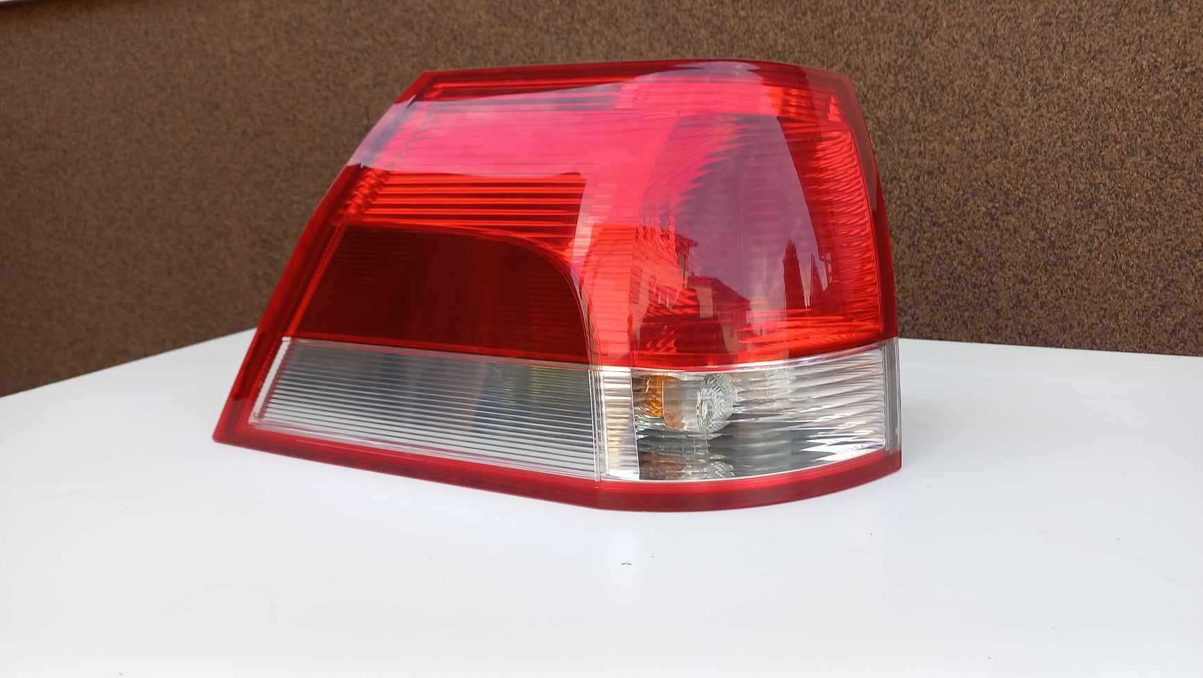 Kompletna lampe tylnia lewa Opel Vectra C kombi