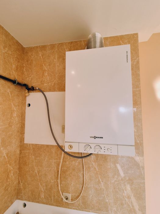 Новий окремий двоповерховий будинок з якісним ремонтом Центр р-н Подол