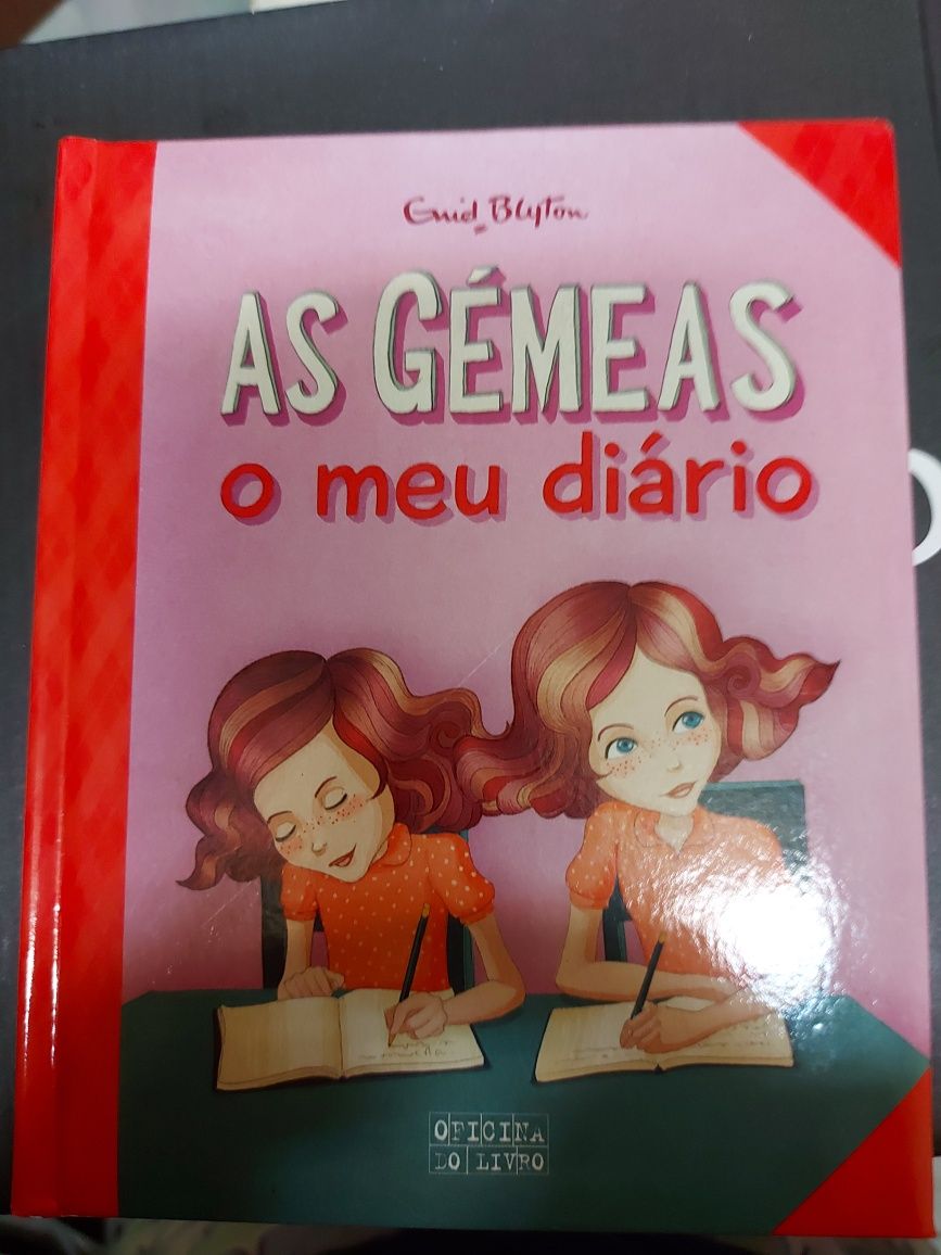 Livros  juvenis.