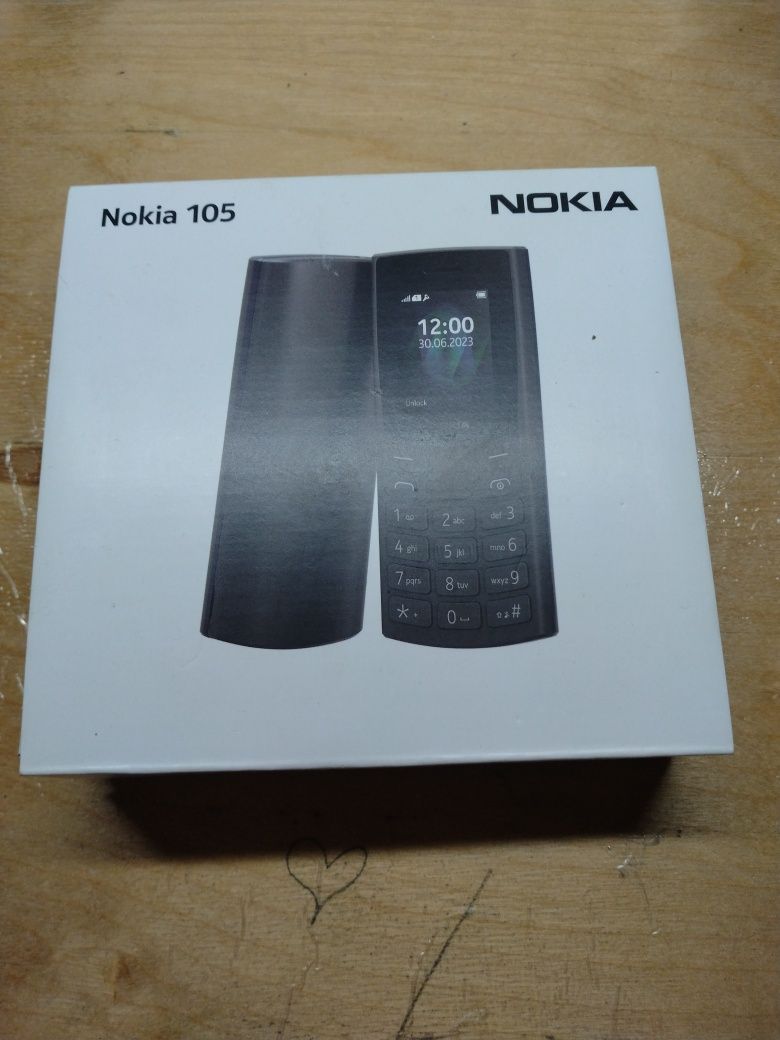 Nokia 105 кнопочный телефон