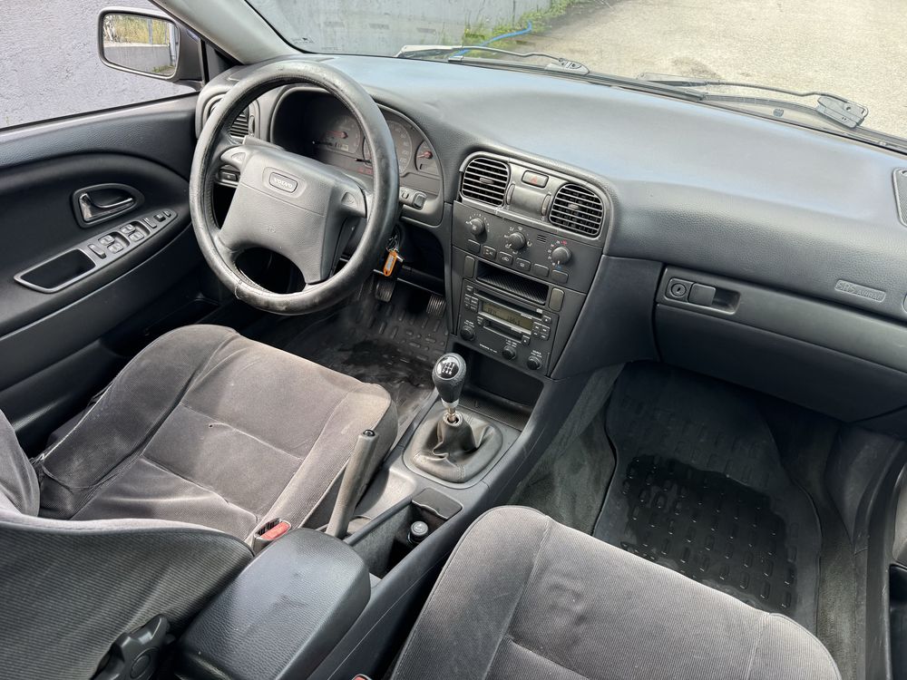 Vovlo v40 1.9DI 115cv
