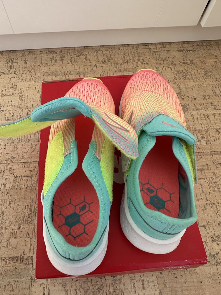 Кросівки для дівчинки New Balance (оригінал), р.33