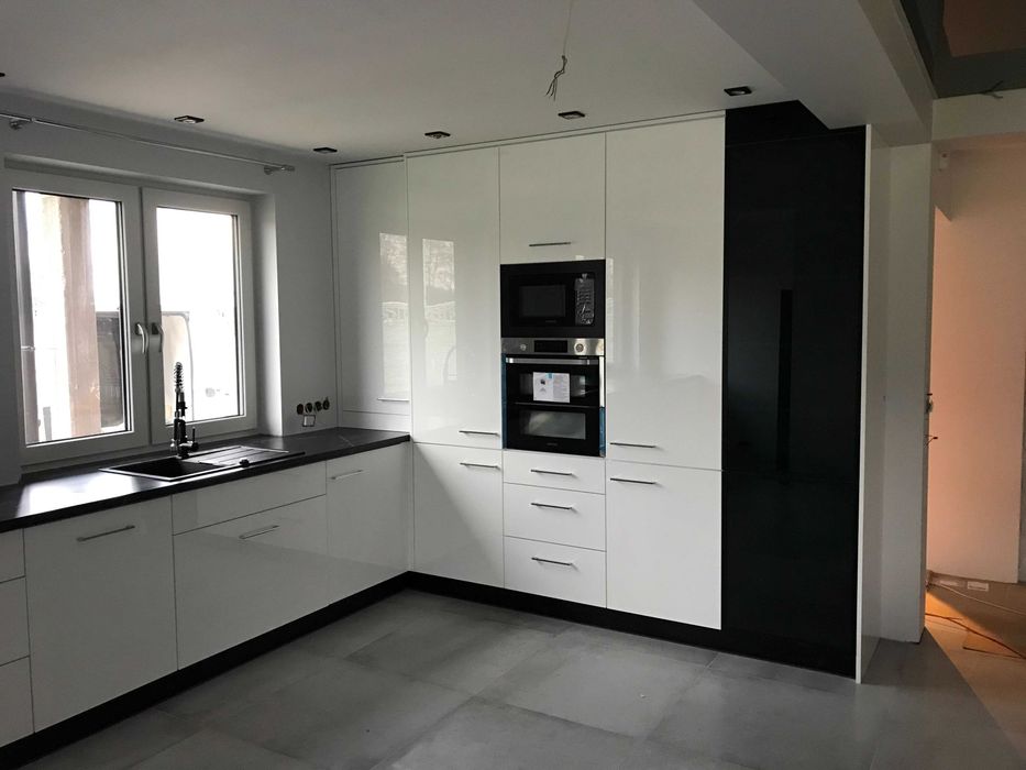 Meble Kuchenne na wymiar Lakierowane, akryl fornir Kuchnia kuchnie