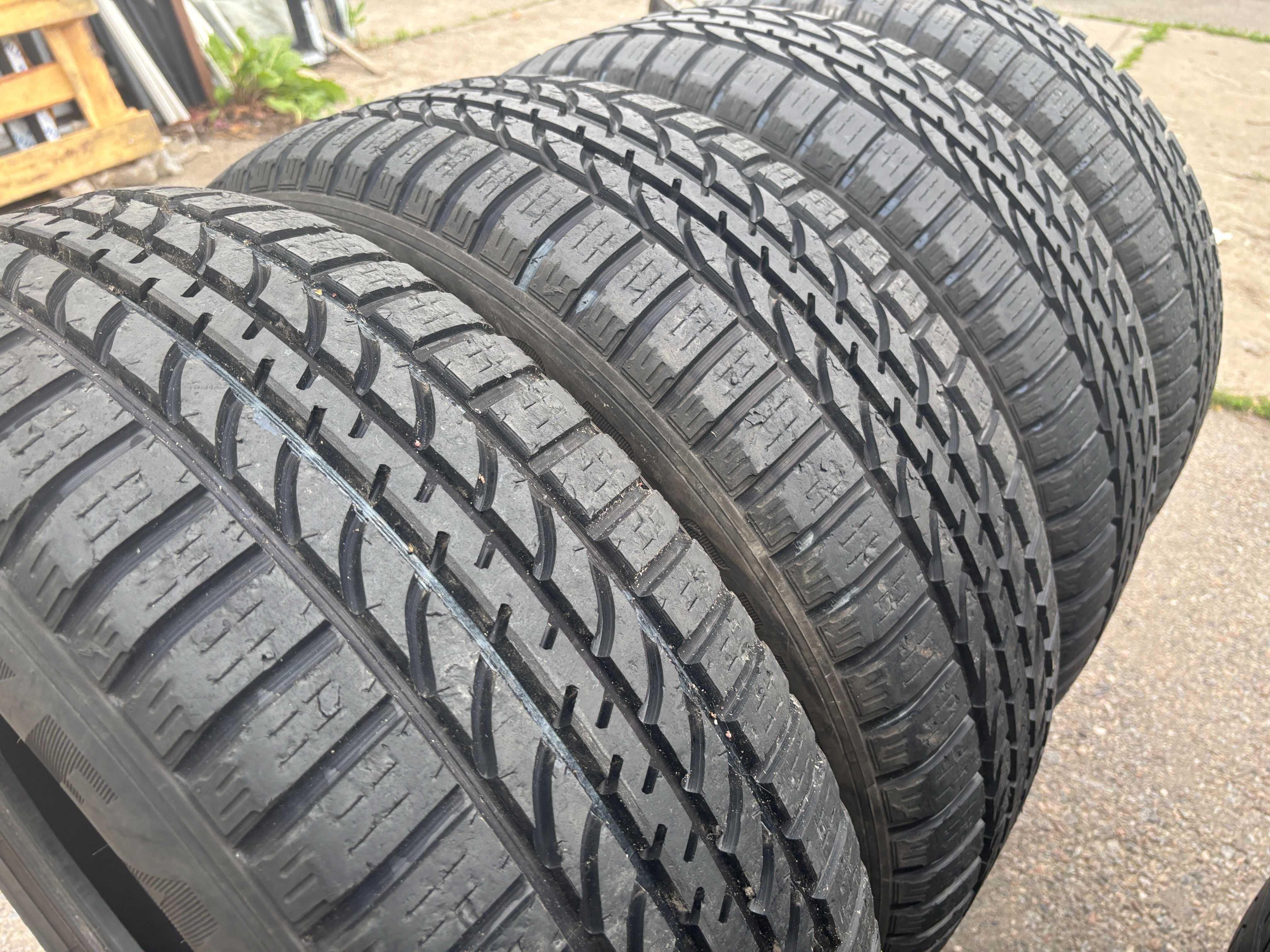 225-65-R17 GOODYEAR EFFICIENT комплект летней резины GERMANY 2023