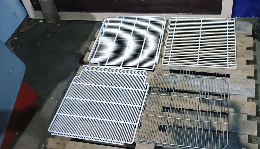 Холодильник.Полички.Великий вибір.Решітки для холодильника.