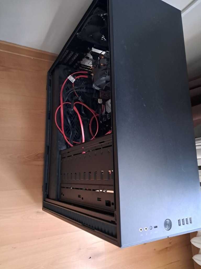 Fractal fd-c-def7x-01