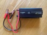 Інвертор 2600w 12v to 220v Lvyuan F-2600A