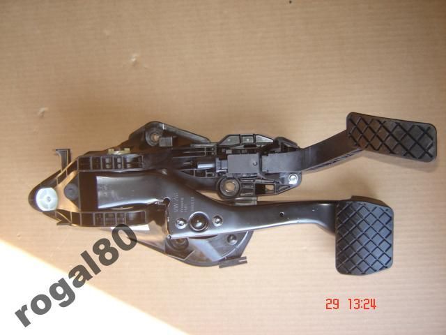 VW GOLF VII AUTOMAT PEDAŁ HAMULCA GAZU NOWY ORYG.