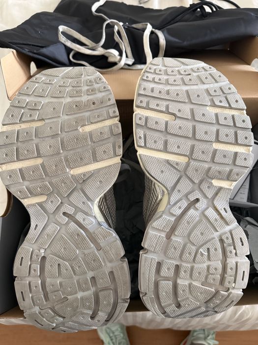 Balenciaga tamanho 43