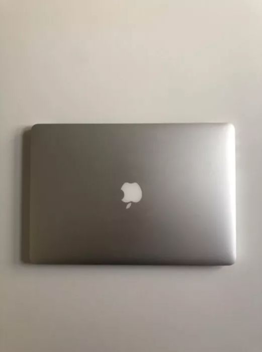 MacBook Pro Retina 15 i7 16 512 SSD R9 M370X (Mid 2015)