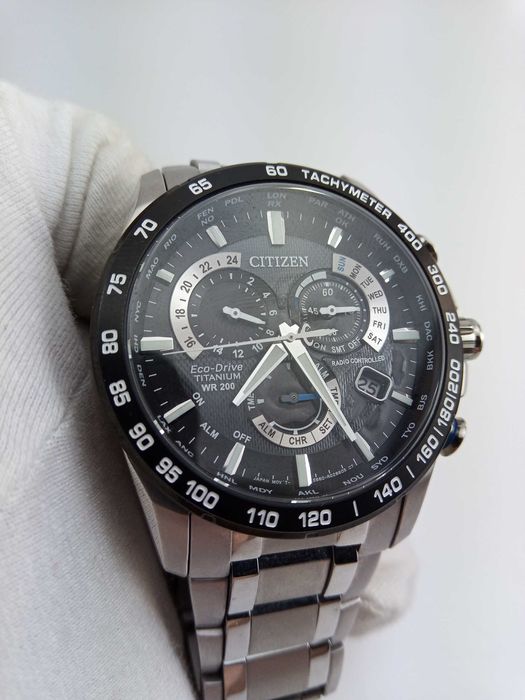 Титановые часы Citizen CB5908-57E радиоконтроль сапфир вечник(*дефект)
