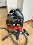 Porzadny i mocny odkurzacz Hoover Chorus 550W szczotka do parkietu