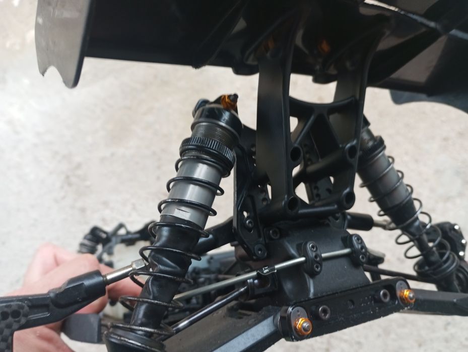 Vendo buggy HB d819 rs 1/8