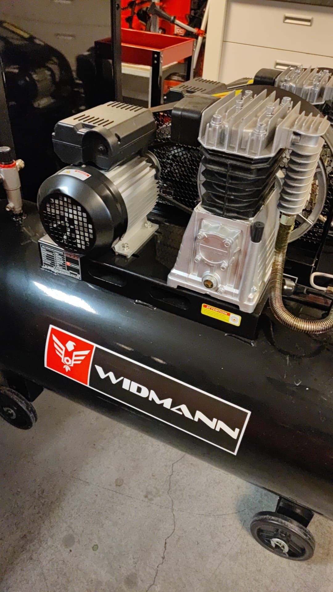 Compressor de 200 litros novo
