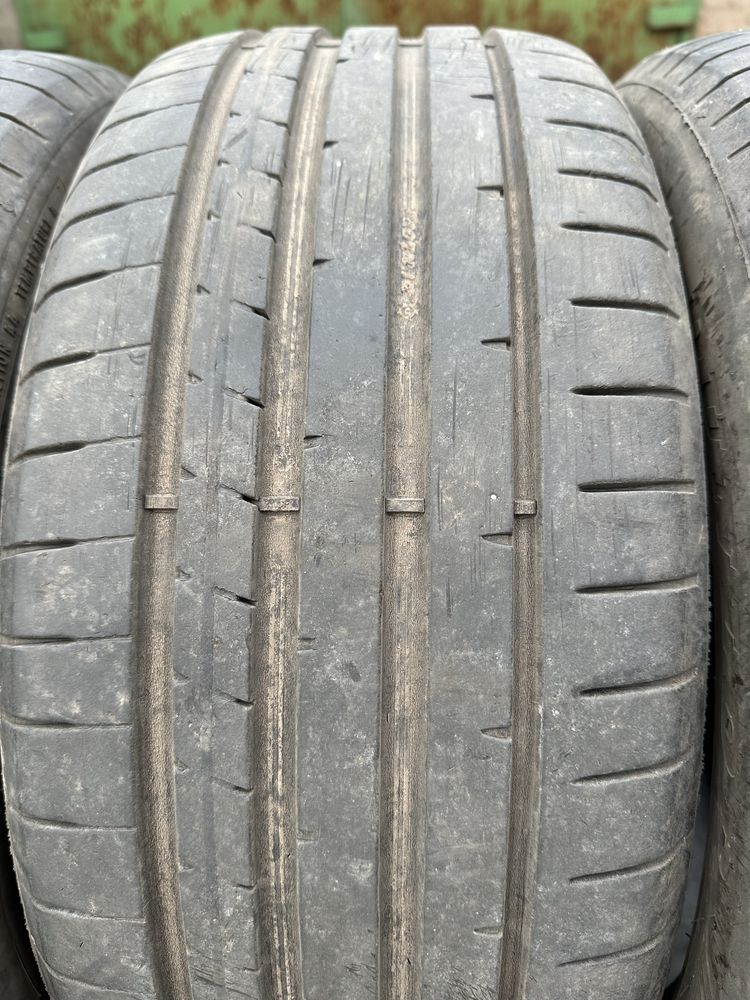 Летняя резина DUNLOP 225/45 R18