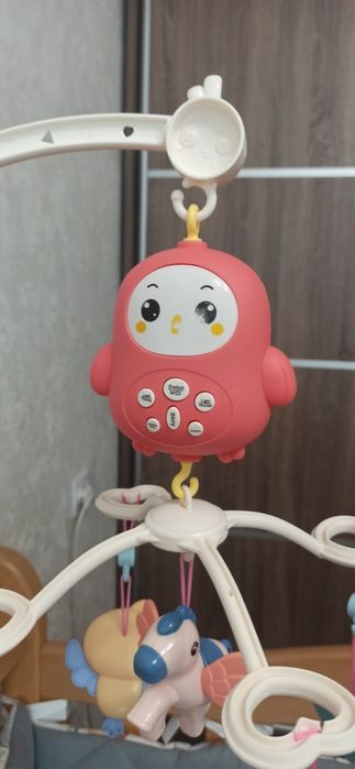 Мобіль з дистанційним керуванням