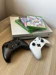 Xbox one s 500GB + Kinect
