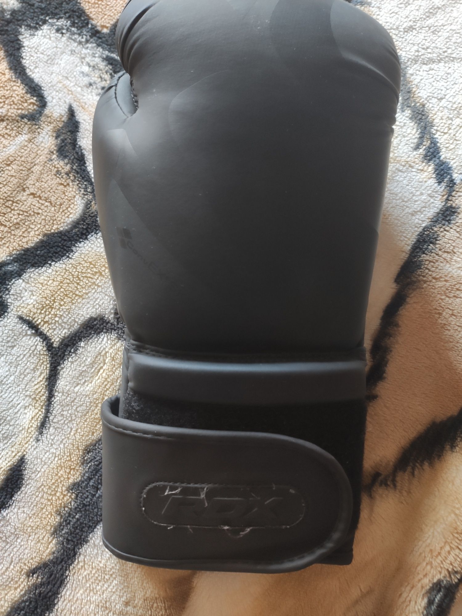Luvas de boxe novas