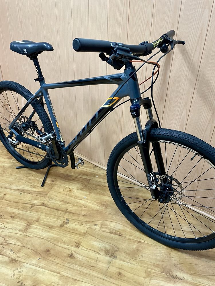 Bicicleta Scott aspect 750