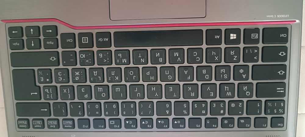 Ноутбук  FUJITSU