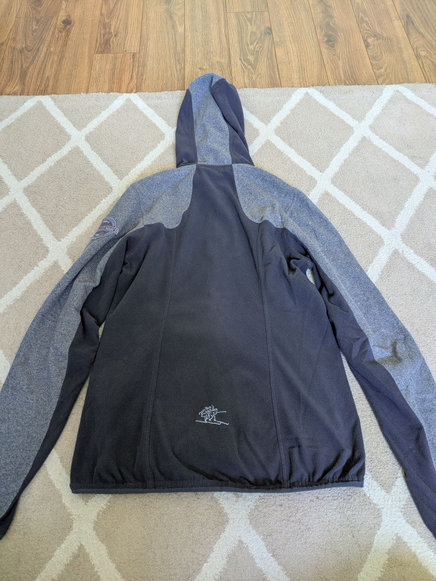 Szara bluza Bergans