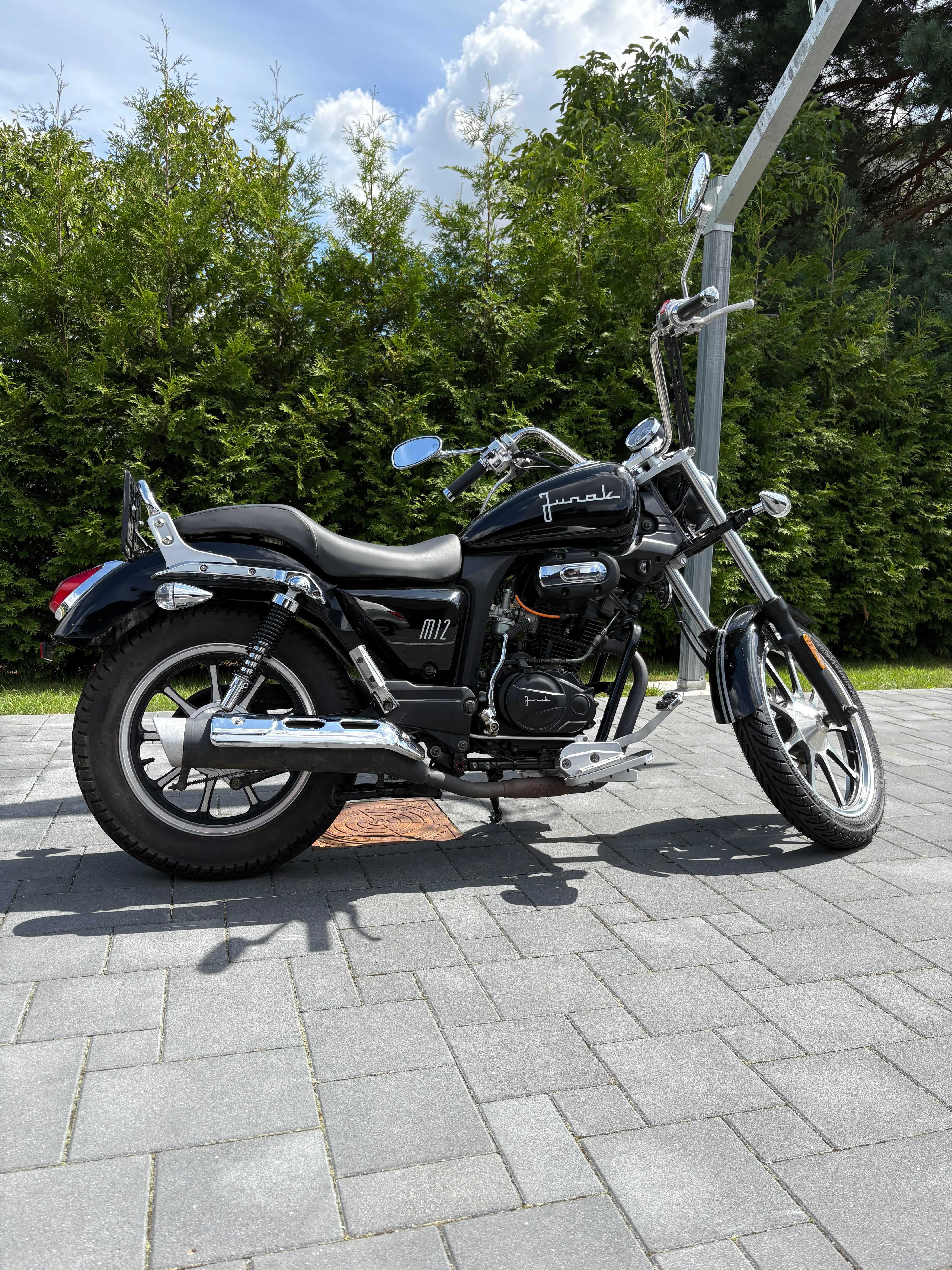 Junak M12 motocykl 125 cm3