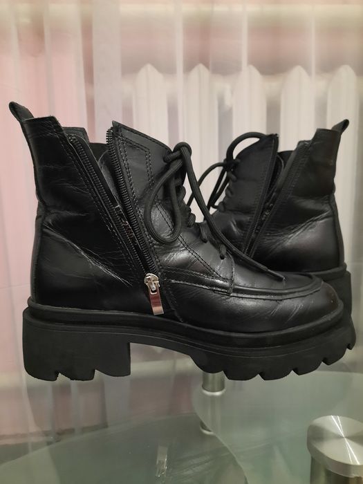 Зимові ботінки жіночі шкіра 38